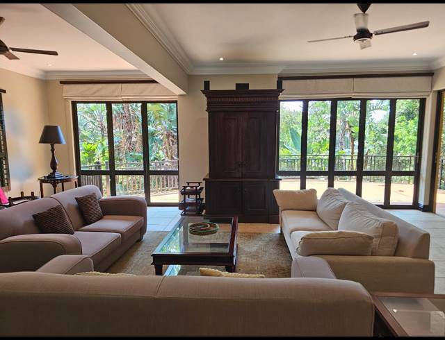 5 BEDROOM HOUSE FOR SALE IN ZIMBALI ESTATE